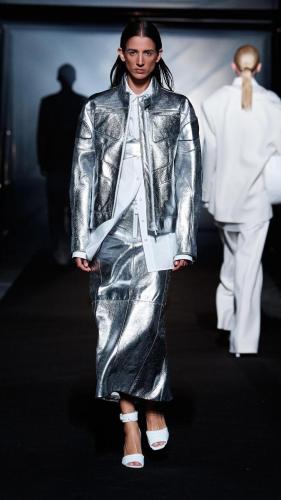 FW22_BOSS_SHOW_MILAN_RUNWAY_36_9x16