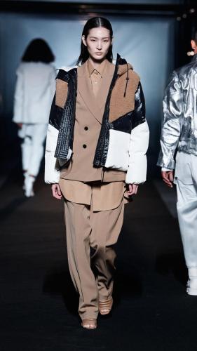 FW22_BOSS_SHOW_MILAN_RUNWAY_43_9x16