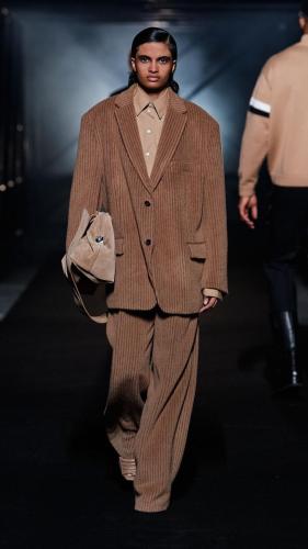 FW22_BOSS_SHOW_MILAN_RUNWAY_59_9x16