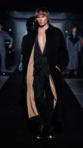 FW22_BOSS_SHOW_MILAN_RUNWAY_63_9x16