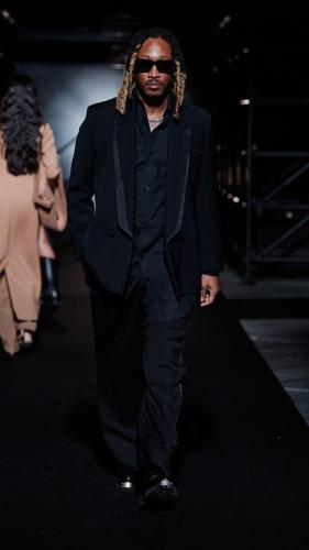 FW22_BOSS_SHOW_MILAN_RUNWAY_66_9x16
