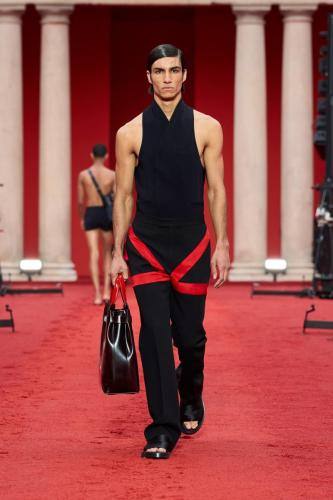 Ferragamo SS23 23