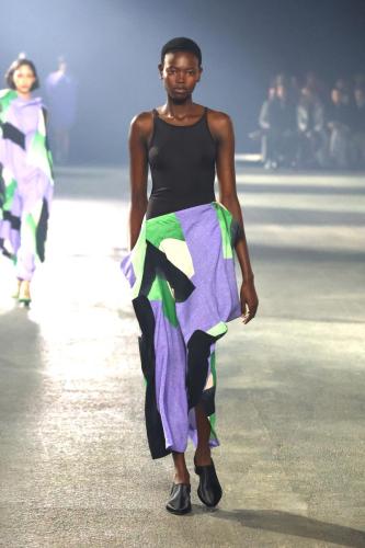 ISSEY_MIYAKE_SS23_026
