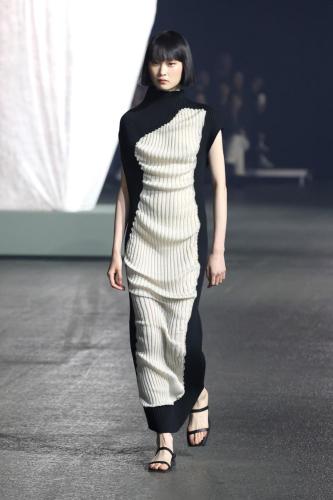 ISSEY_MIYAKE_SS23_051