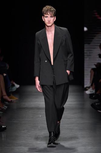 Kata Szegedi_Spring Summer 2023_Look009