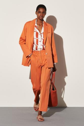 Kiton Donna SS23 Lookbook Press (34)
