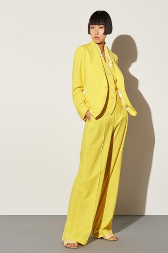 Kiton Donna SS23 Lookbook Press (38)