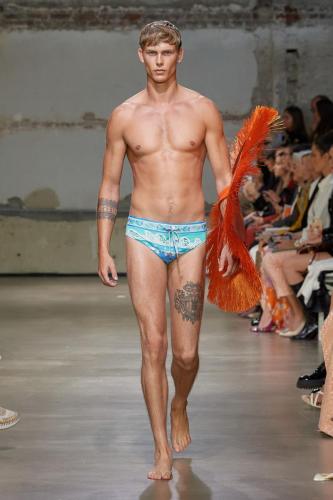 LEONARD-Paris_SS23_10