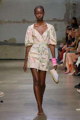 LEONARD-Paris_SS23_17