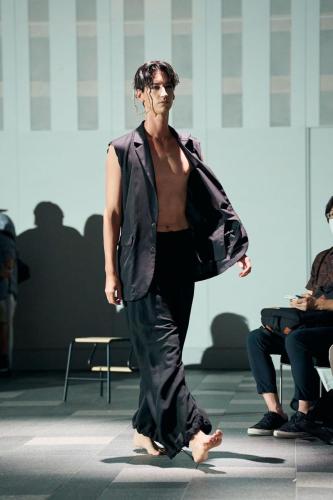 Look07