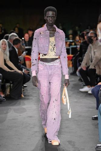 MM6_SS23_Runway_IG_Look_002