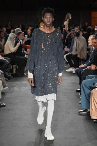 MM6_SS23_Runway_IG_Look_006