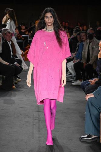 MM6_SS23_Runway_IG_Look_030