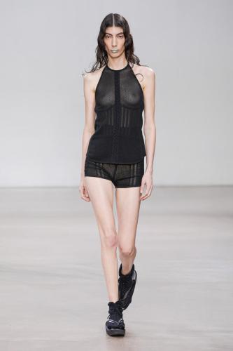 Mame Kurogouchi_ss23_runway_press_look09