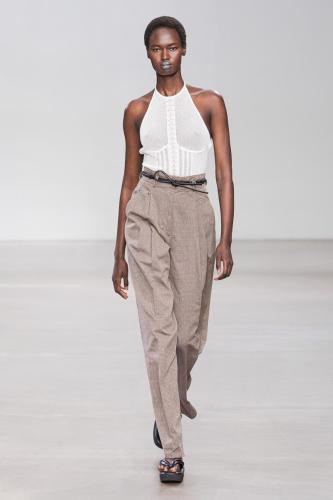 Mame Kurogouchi_ss23_runway_press_look10