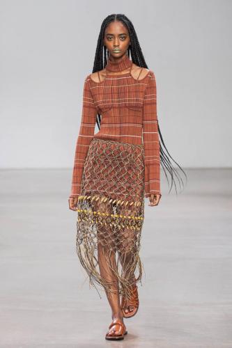 Mame Kurogouchi_ss23_runway_press_look25