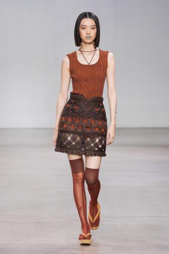 Mame Kurogouchi_ss23_runway_press_look32