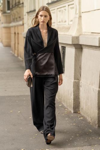 NEHERA_SS23_look26