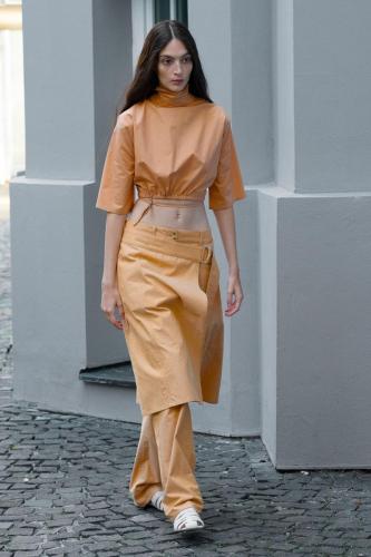 NEHERA_SS23_look4