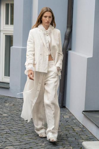 NEHERA_SS23_look6