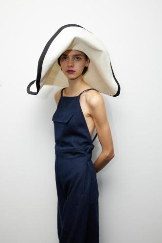 PE23 - MAX MARA SFILATA - BACKSTAGE 102