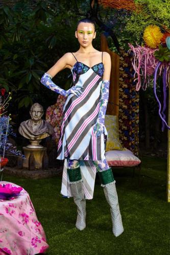 SHUTING QIU SS23 Look 23