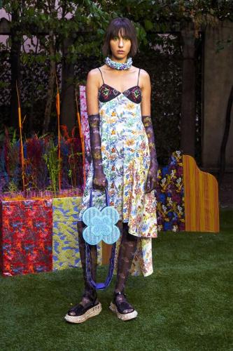 SHUTING QIU SS23 Look 37