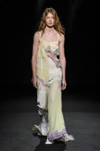 Sportmax_SS23_Runway_Press_look_001