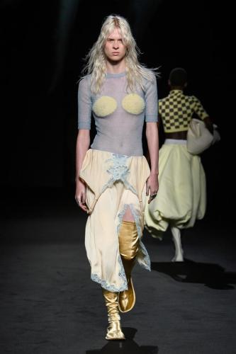 Sportmax_SS23_Runway_Press_look_003