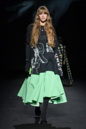Sportmax_SS23_Runway_Press_look_031