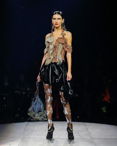 VIVIENNEWESTWOOD_SS23_006