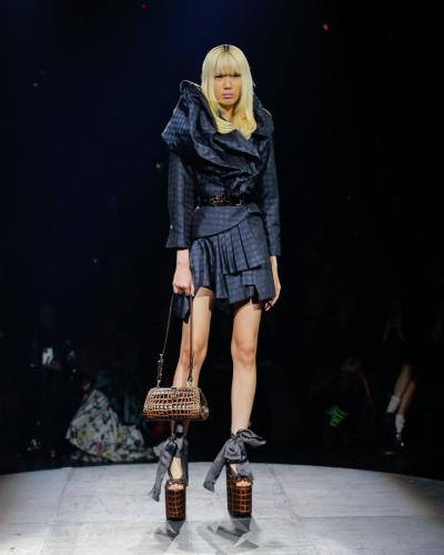 VIVIENNEWESTWOOD_SS23_018