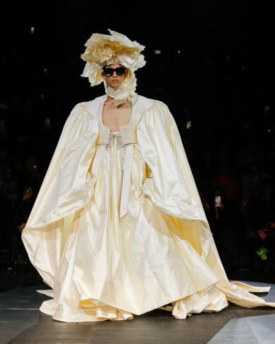 VIVIENNEWESTWOOD_SS23_047