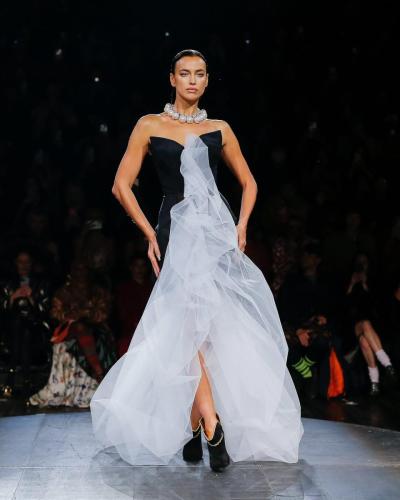 VIVIENNEWESTWOOD_SS23_054