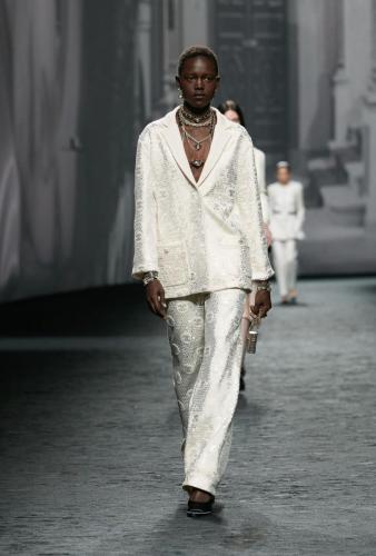 chanel_0015_looks1-LD