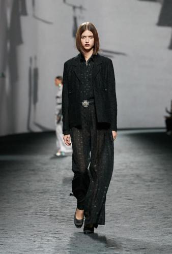 Look 60