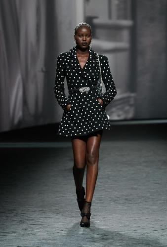Look 9