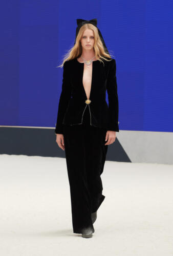 chanel_024_fw_2022_23_hc_collection-HD