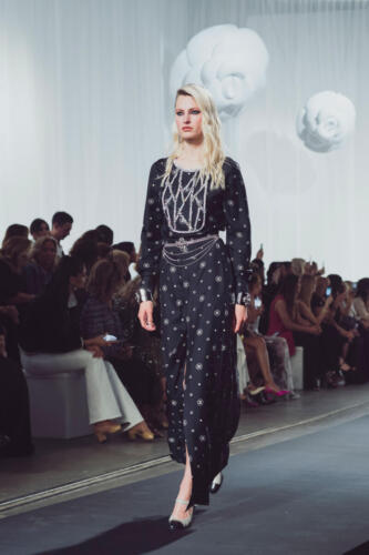 chanel_2021-22-metiers-dart-show-in-florence-copyright-chanel-022-HD