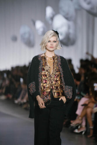 chanel_2021-22-metiers-dart-show-in-florence-copyright-chanel-037-HD