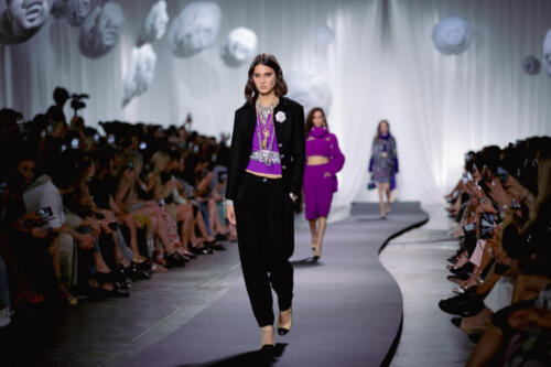 chanel_2021-22-metiers-dart-show-in-florence-copyright-chanel-05-HD
