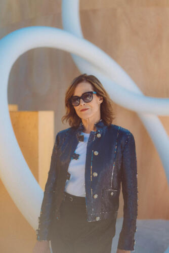 chanel_fw_2022_23_hc_show_sigourney_weaver_12-HD