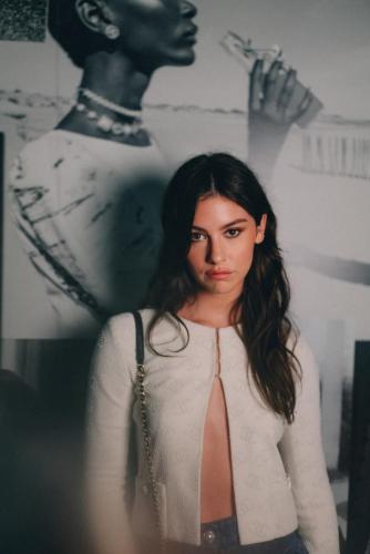 chanel_ss-2023-rtw_gracie-abrams_copyright-chanel-LD