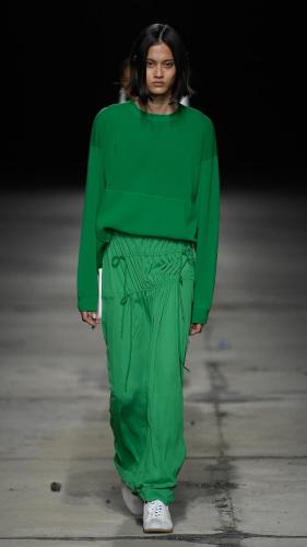 look0006
