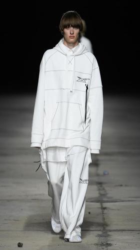 look0008