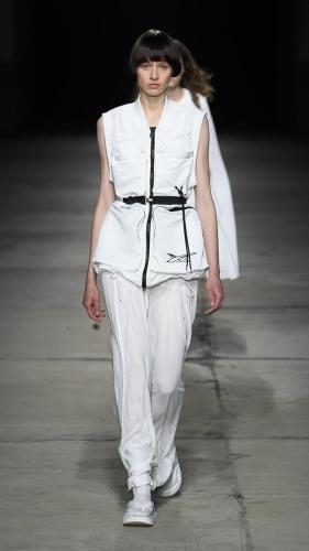 look0015