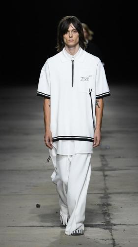 look0018