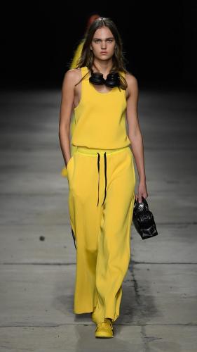 look0023