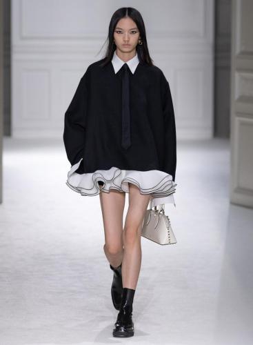 004 VALENTINO BLACK TIE PAP FW2324 