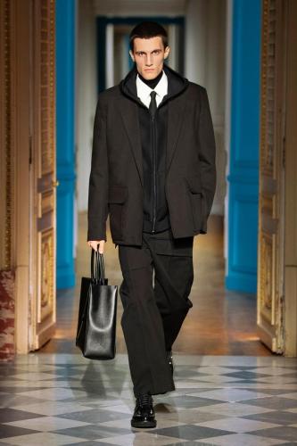004 VALENTINO PAP MEN FW2425